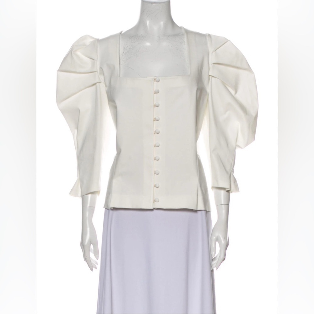 Piece of White Square Neckline Three-Quarter Sleeve Blouse